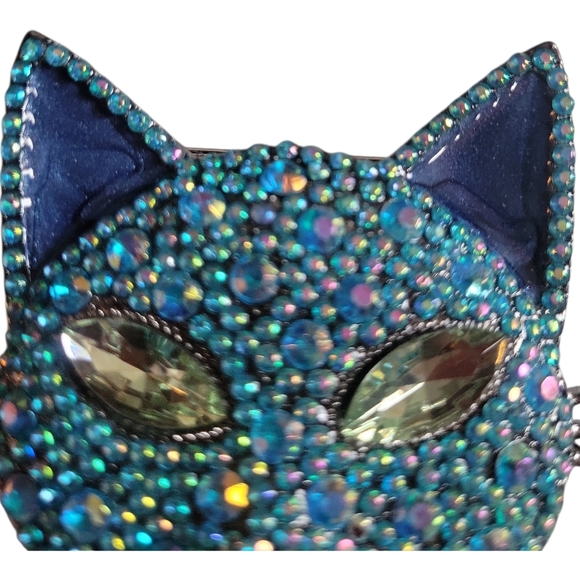 Sparkling Cat Mask Brooch - Picture 4 of 6